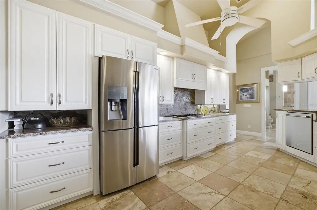 2504 Caloosa Shores Drive Labelle FL 33935