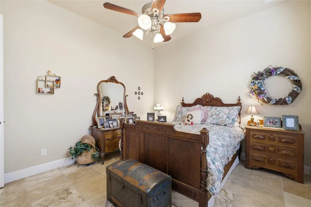 2504 Caloosa Shores Drive Labelle FL 33935