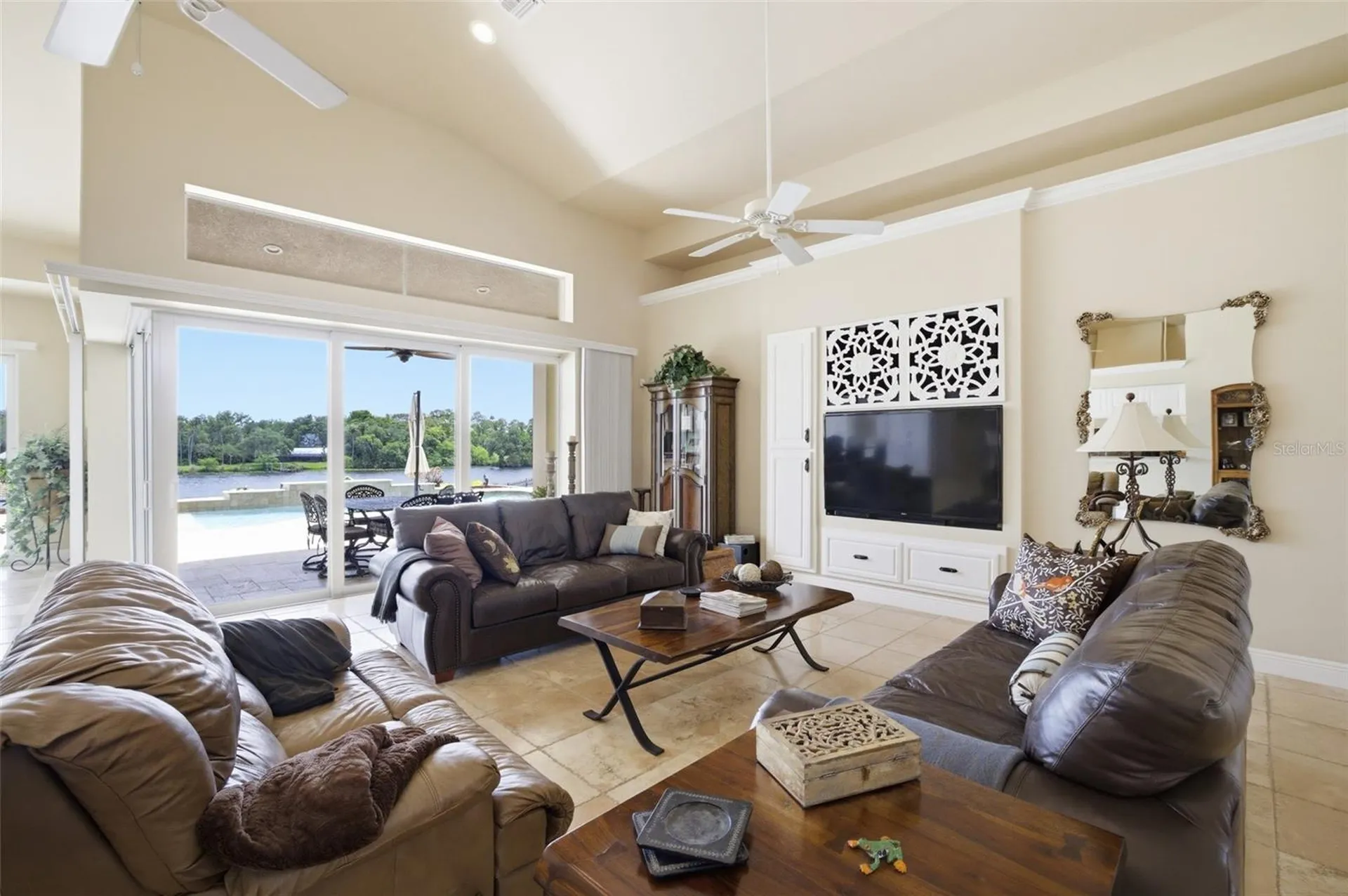 2504 Caloosa Shores Drive Labelle FL 33935