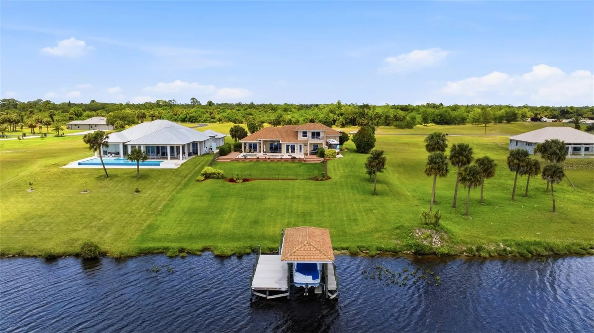 2504 Caloosa Shores Drive Labelle FL 33935