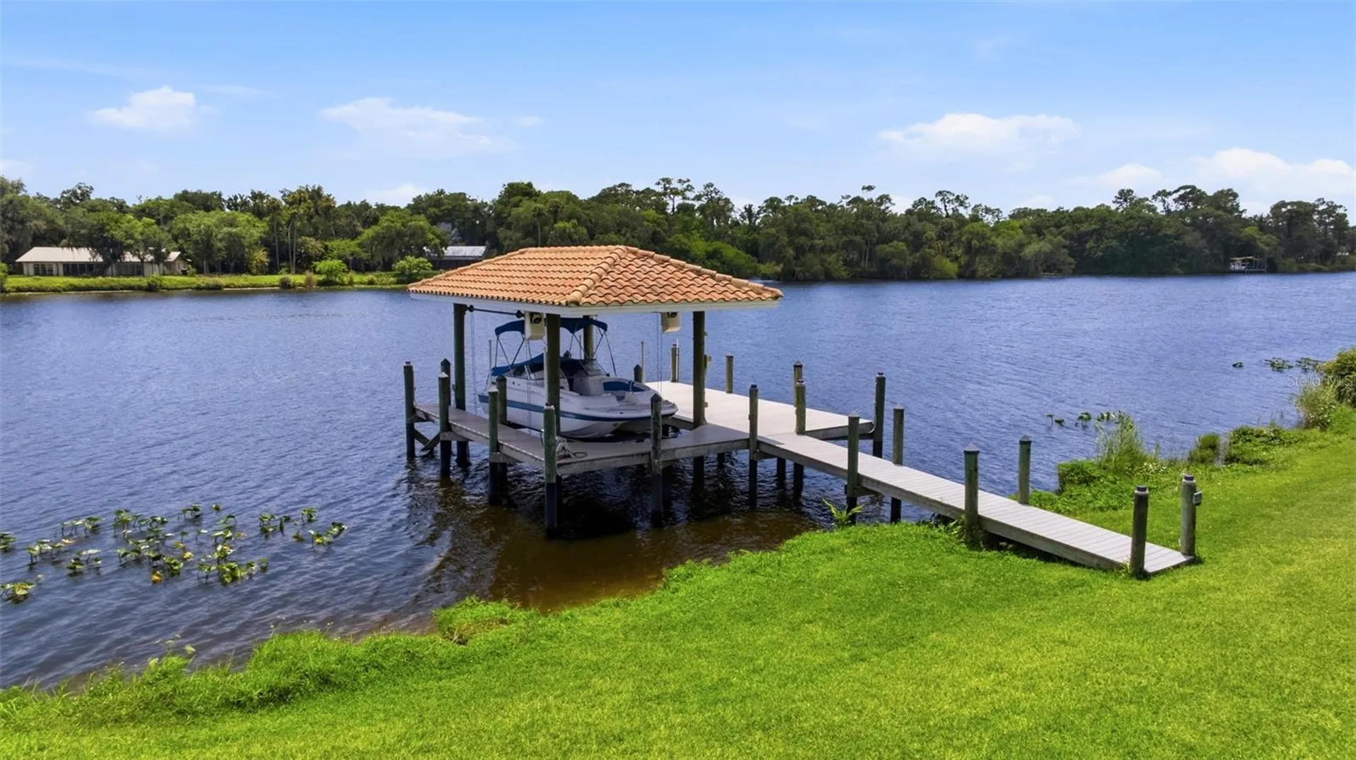 2504 Caloosa Shores Drive Labelle FL 33935