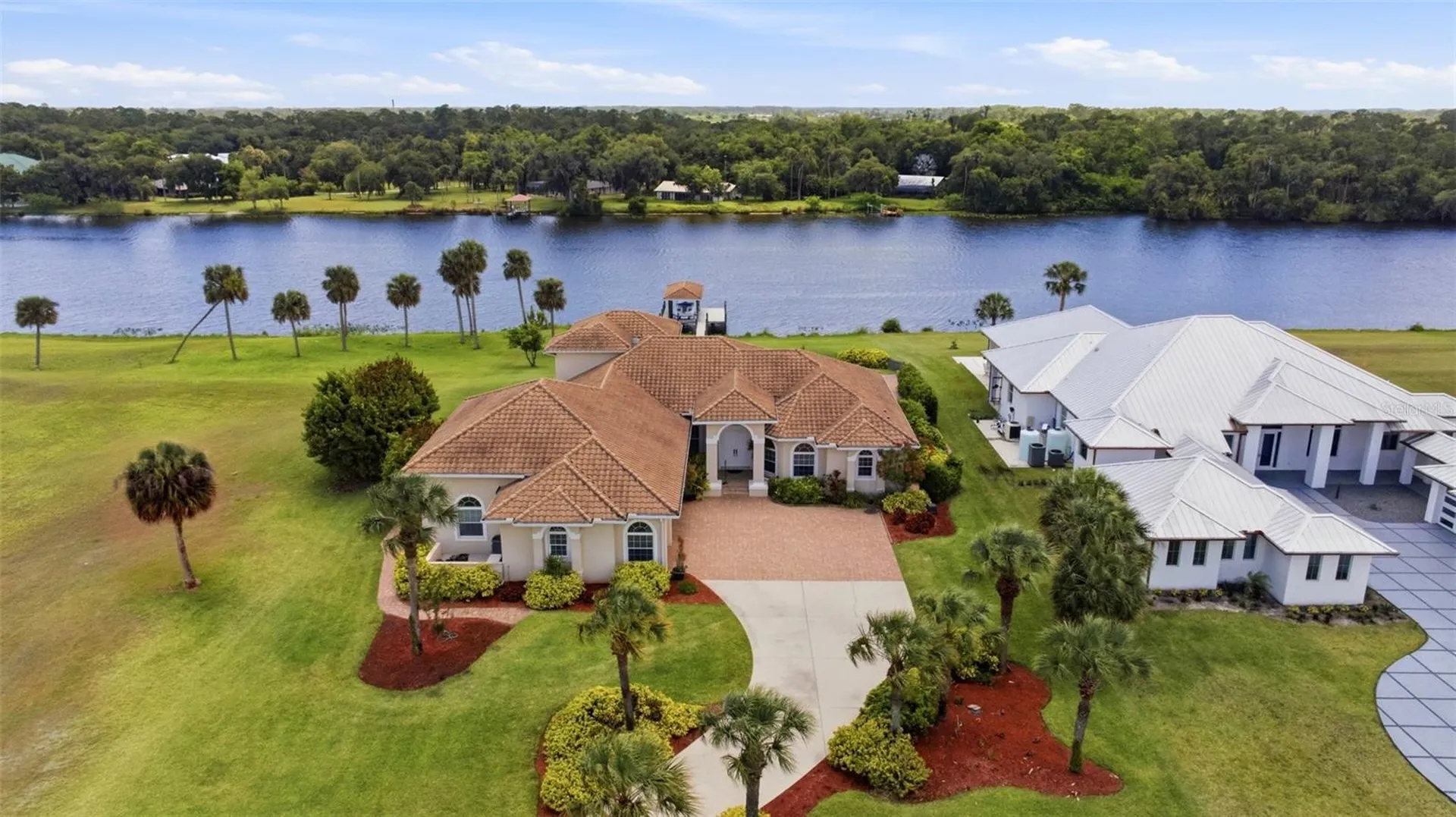 2504 Caloosa Shores Drive Labelle FL 33935