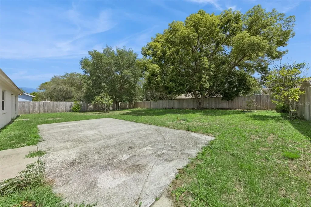 2485 Haulover Boulevard Deltona FL 32738