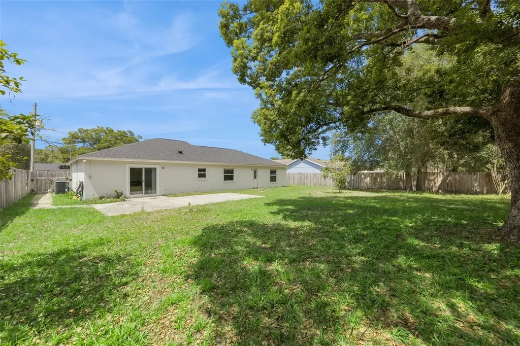 2485 Haulover Boulevard Deltona FL 32738