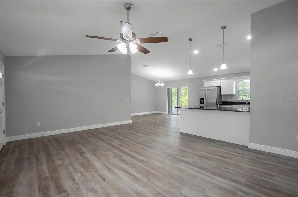 5932 N Flagstaff Avenue Beverly Hills FL 34465