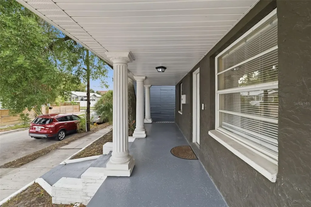 2904 N 16th Street Tampa FL 33605