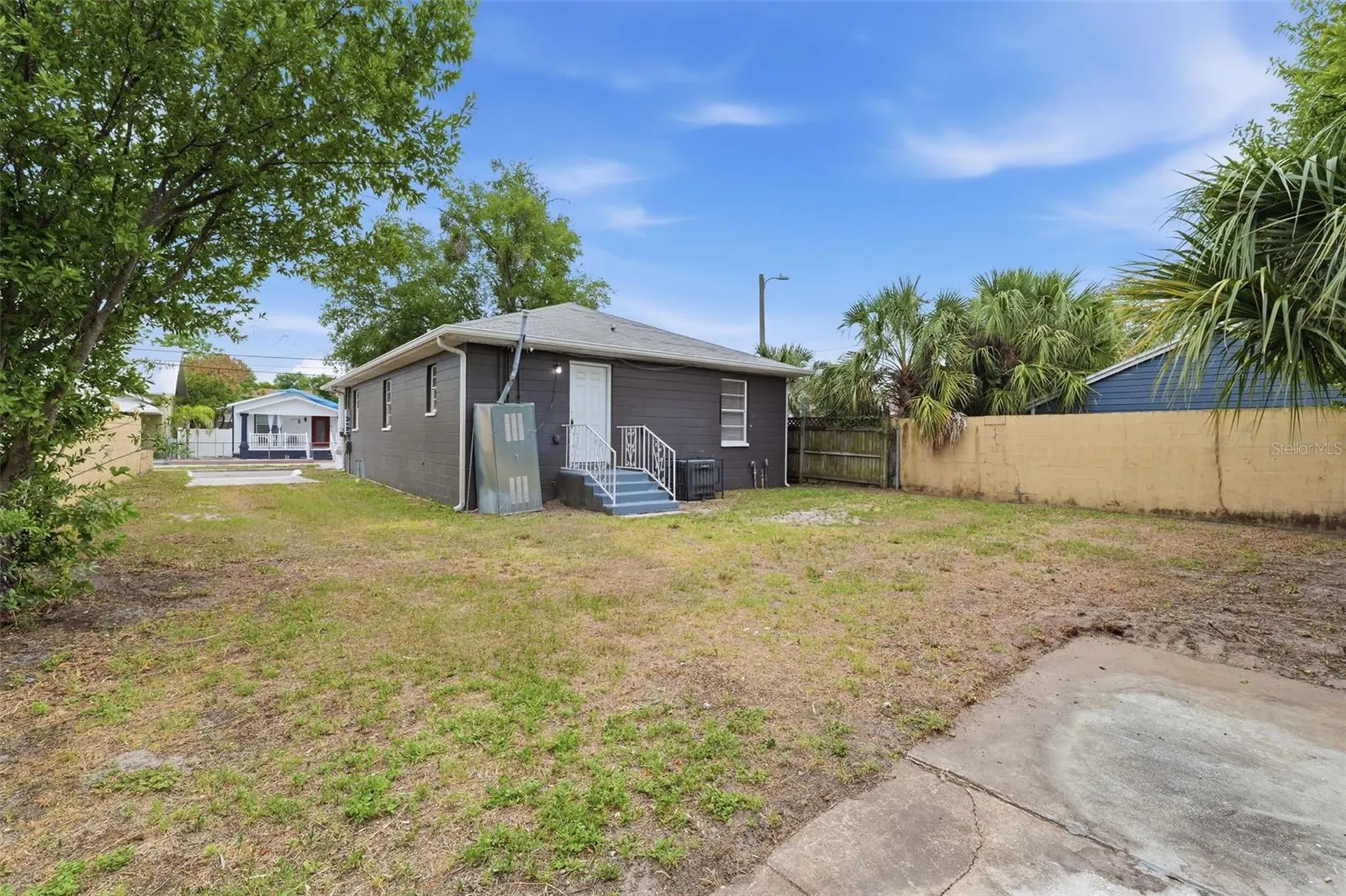 2904 N 16th Street Tampa FL 33605