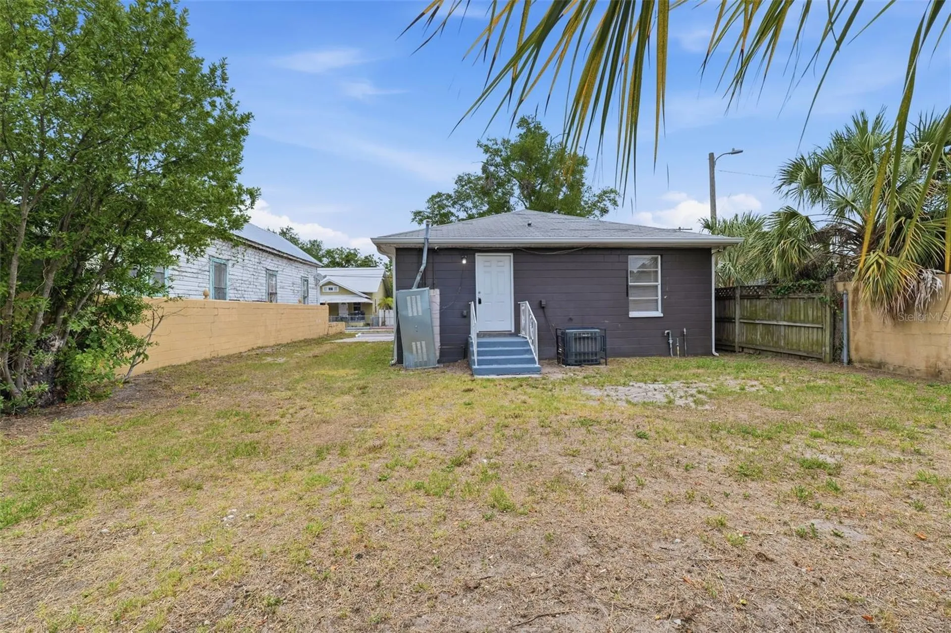 2904 N 16th Street Tampa FL 33605