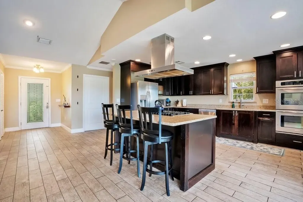 3858 Shore Boulevard Oldsmar FL 34677