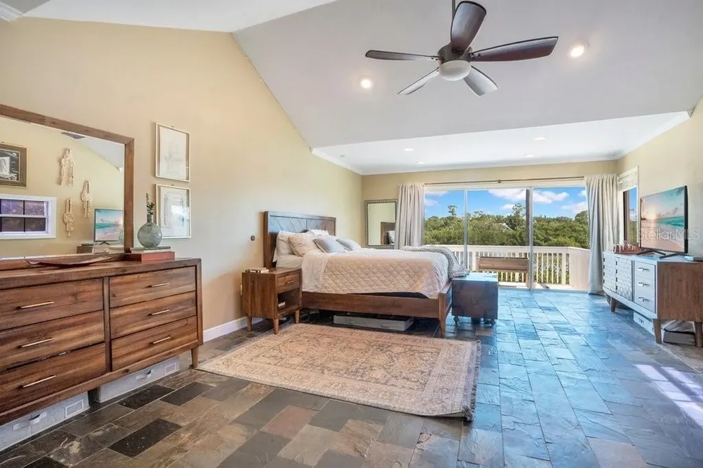 3858 Shore Boulevard Oldsmar FL 34677