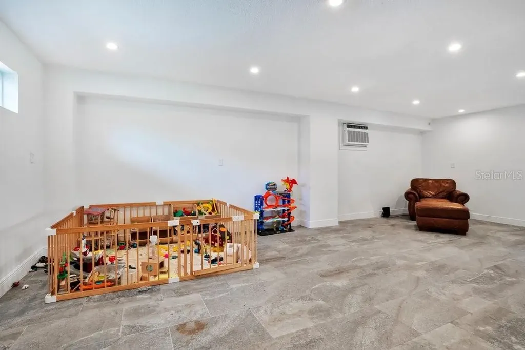 3858 Shore Boulevard Oldsmar FL 34677