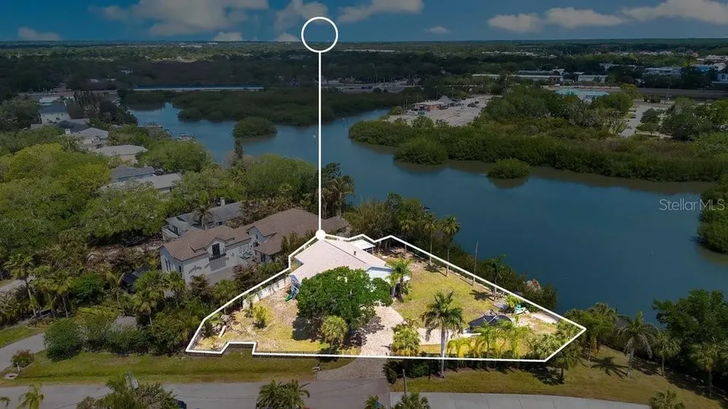 3858 Shore Boulevard Oldsmar FL 34677