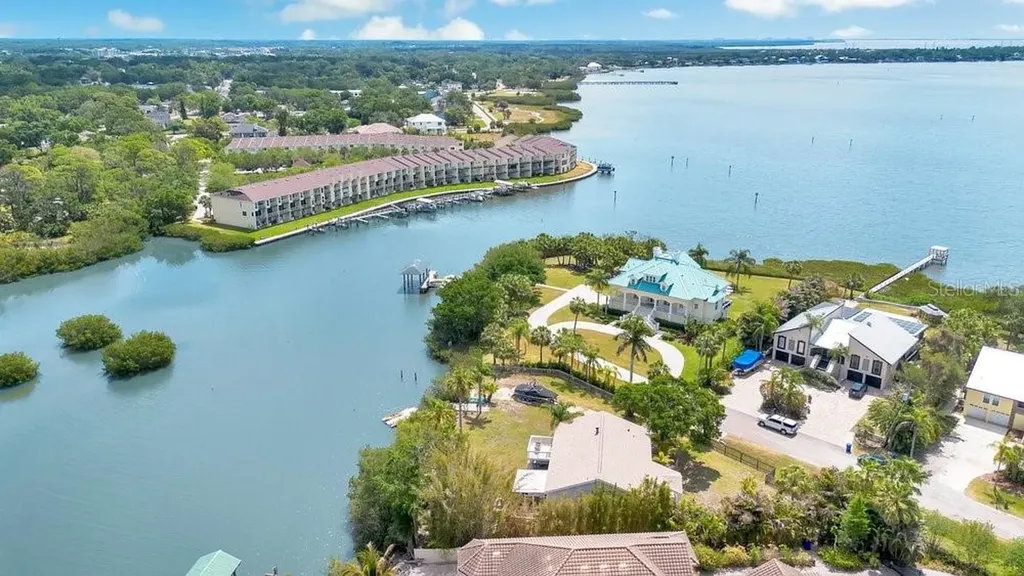 3858 Shore Boulevard Oldsmar FL 34677