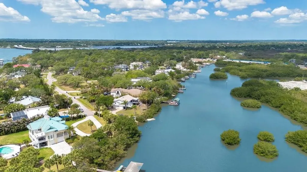 3858 Shore Boulevard Oldsmar FL 34677