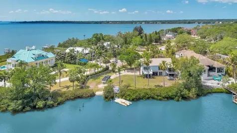 3858 Shore Boulevard Oldsmar FL 34677
