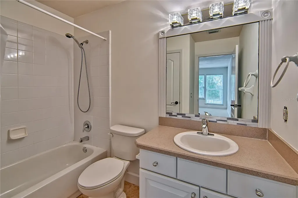9244 SW 31st Place Gainesville FL 32608