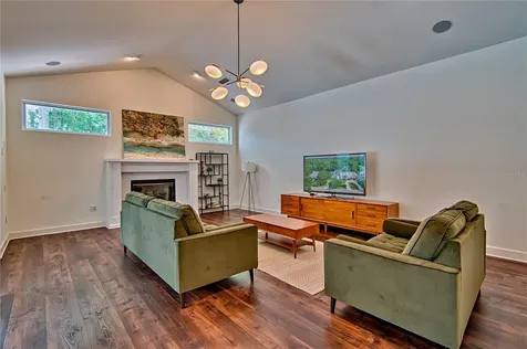 9244 SW 31st Place Gainesville FL 32608