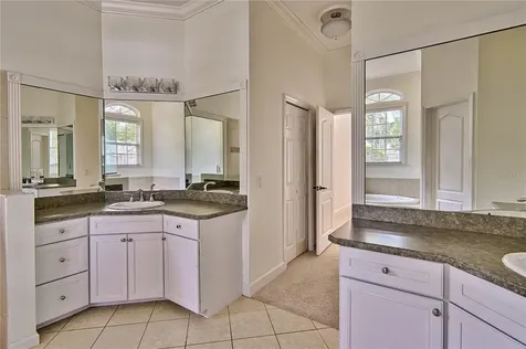 9244 SW 31st Place Gainesville FL 32608