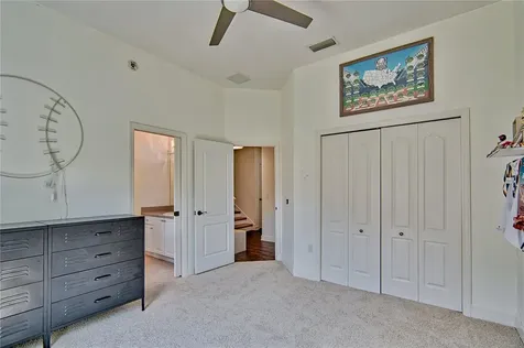 9244 SW 31st Place Gainesville FL 32608