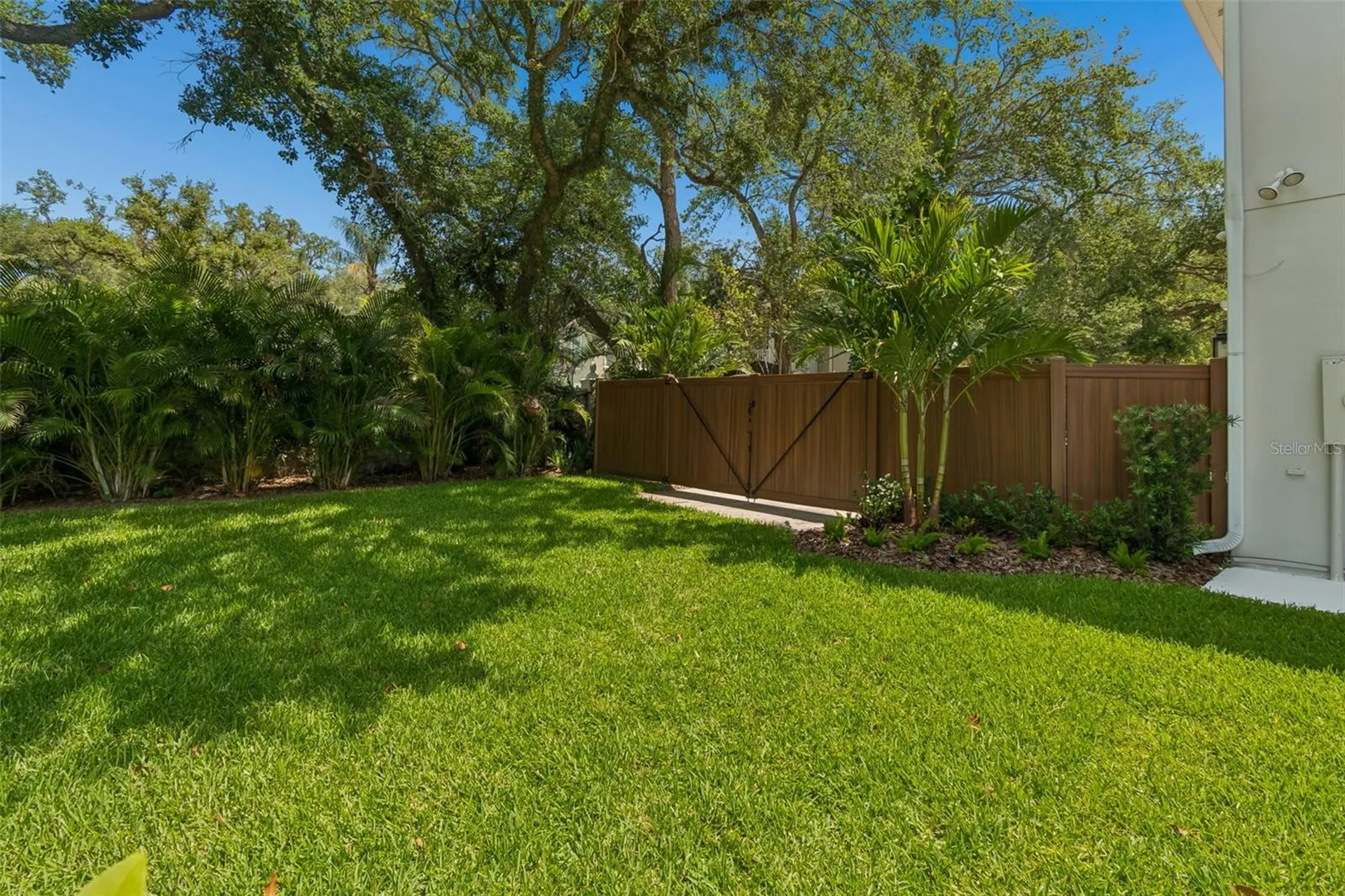 4601 S Esperanza Avenue Tampa FL 33611