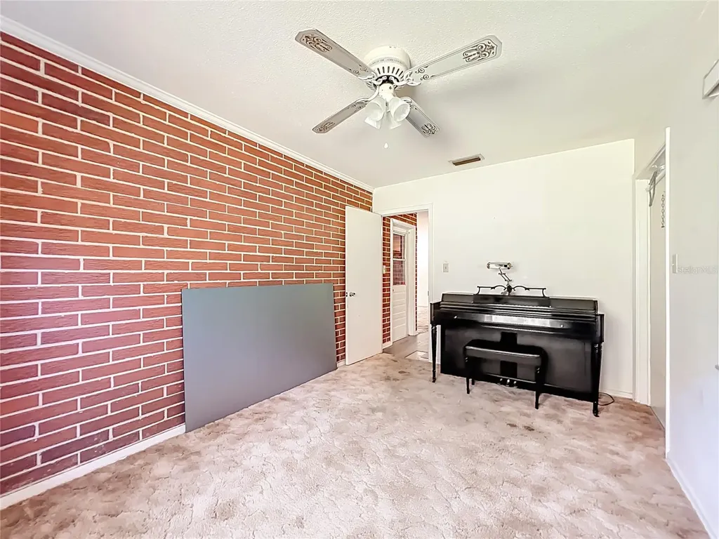 7802 Mizell Street Coleman FL 33521