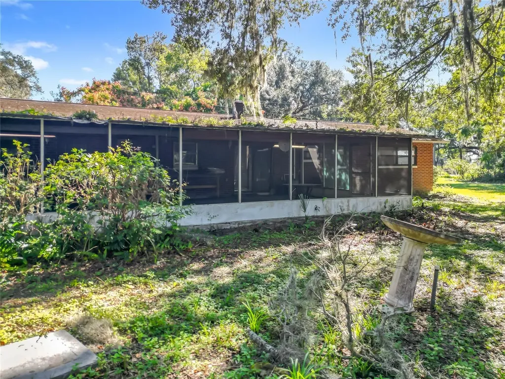 7802 Mizell Street Coleman FL 33521