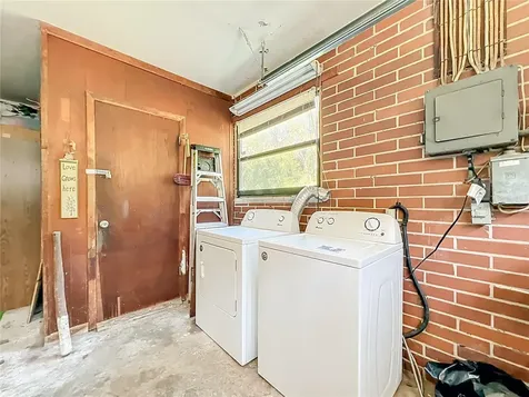 7802 Mizell Street Coleman FL 33521