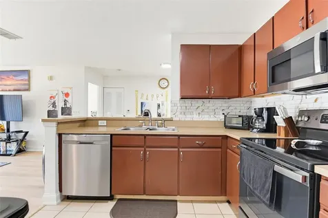 940 Village Trail Port Orange FL 32127