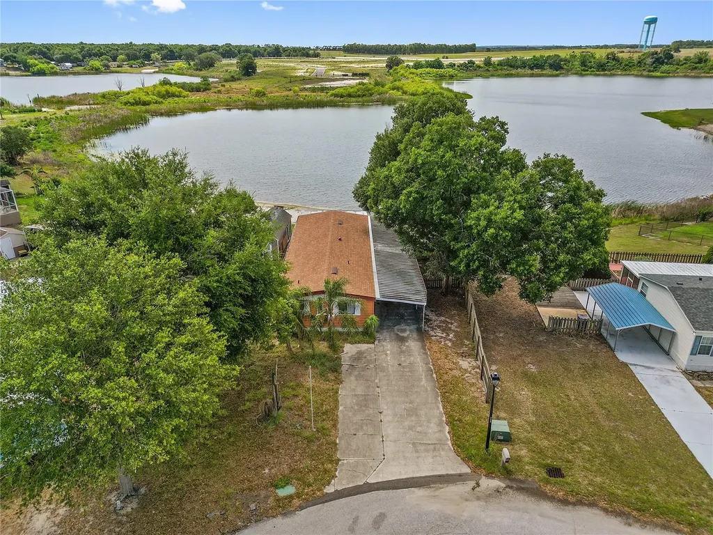 1025 Carver Street Lake Wales FL 33853