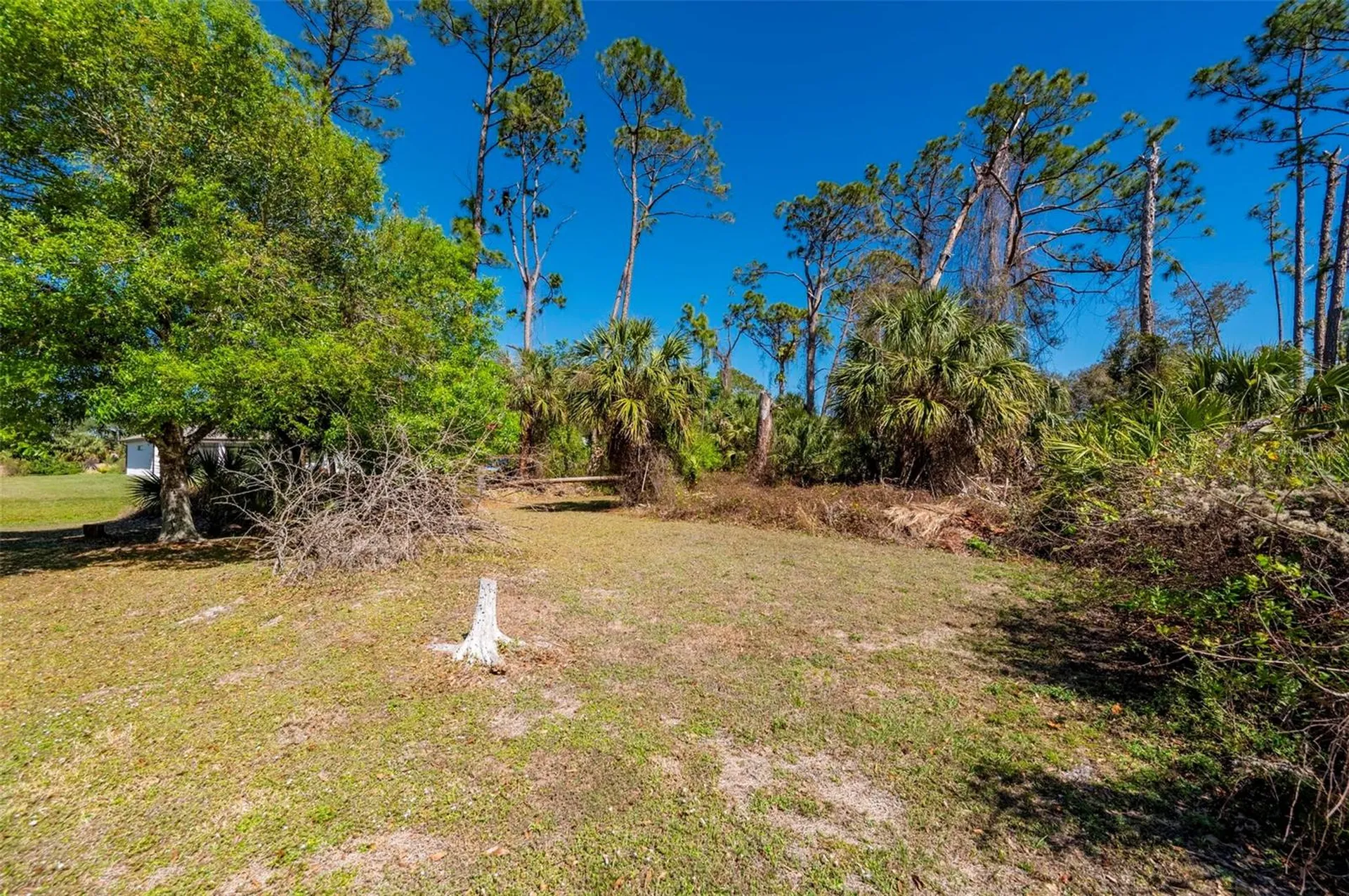4462 La France Avenue North Port FL 34286