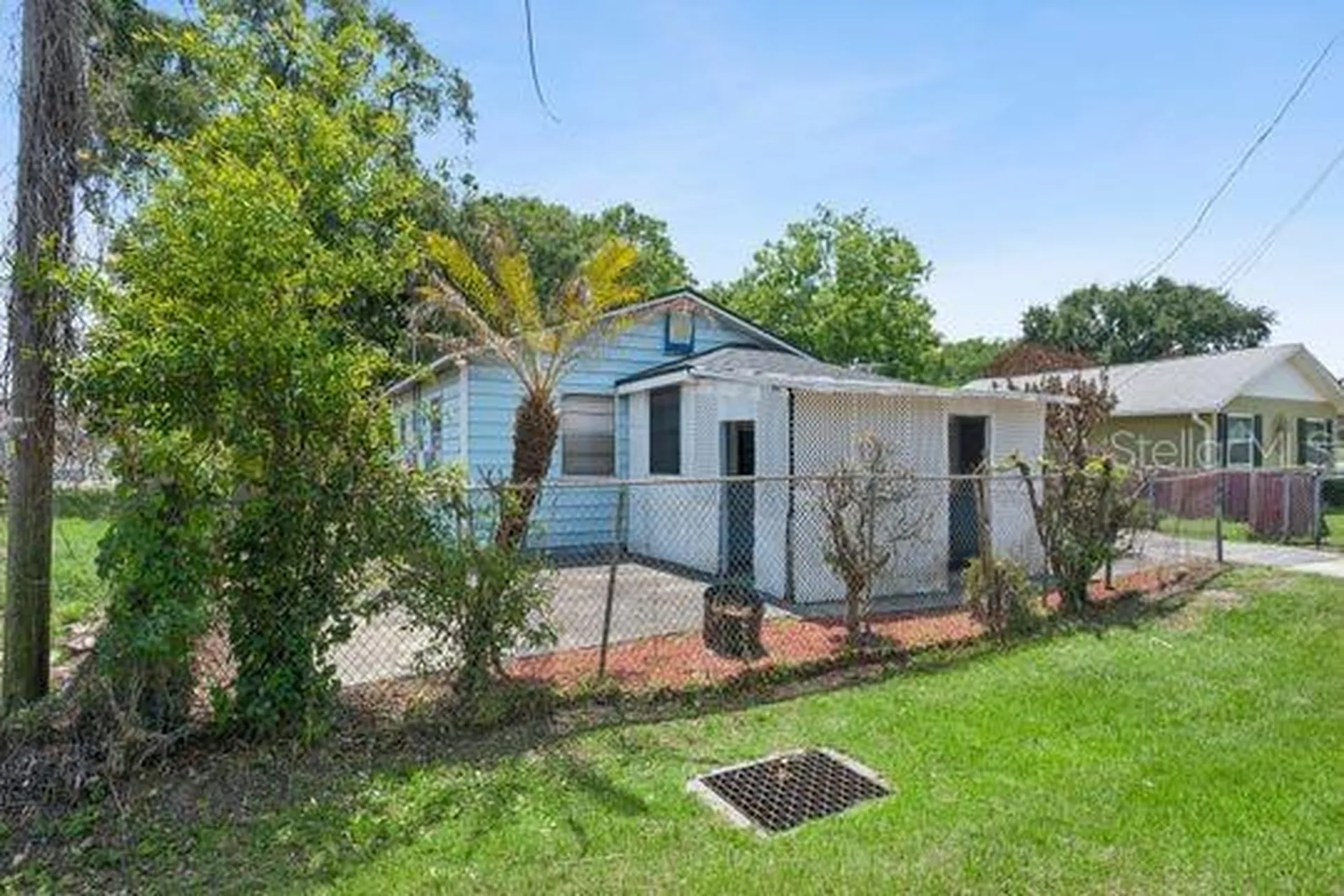 132 Pine Street Orlando FL 32824