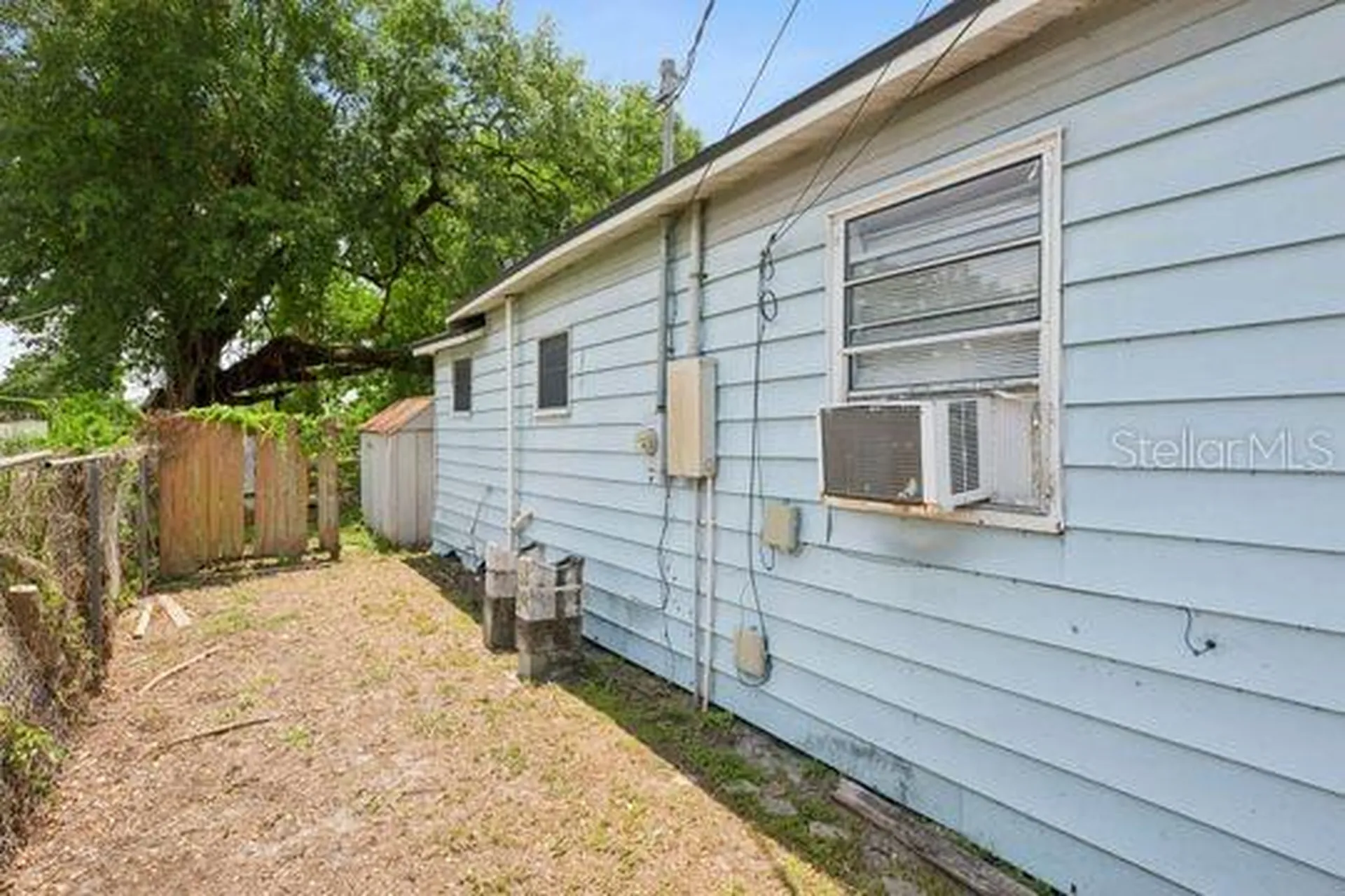 132 Pine Street Orlando FL 32824