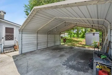 132 Pine Street Orlando FL 32824
