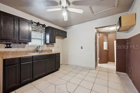 132 Pine Street Orlando FL 32824