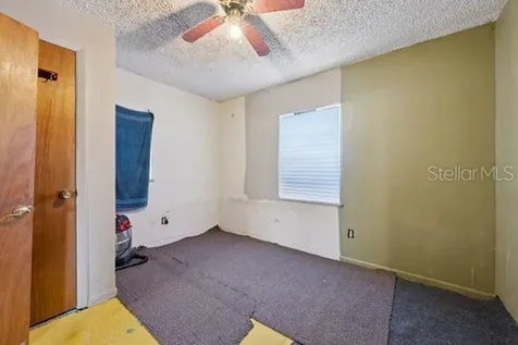 132 Pine Street Orlando FL 32824