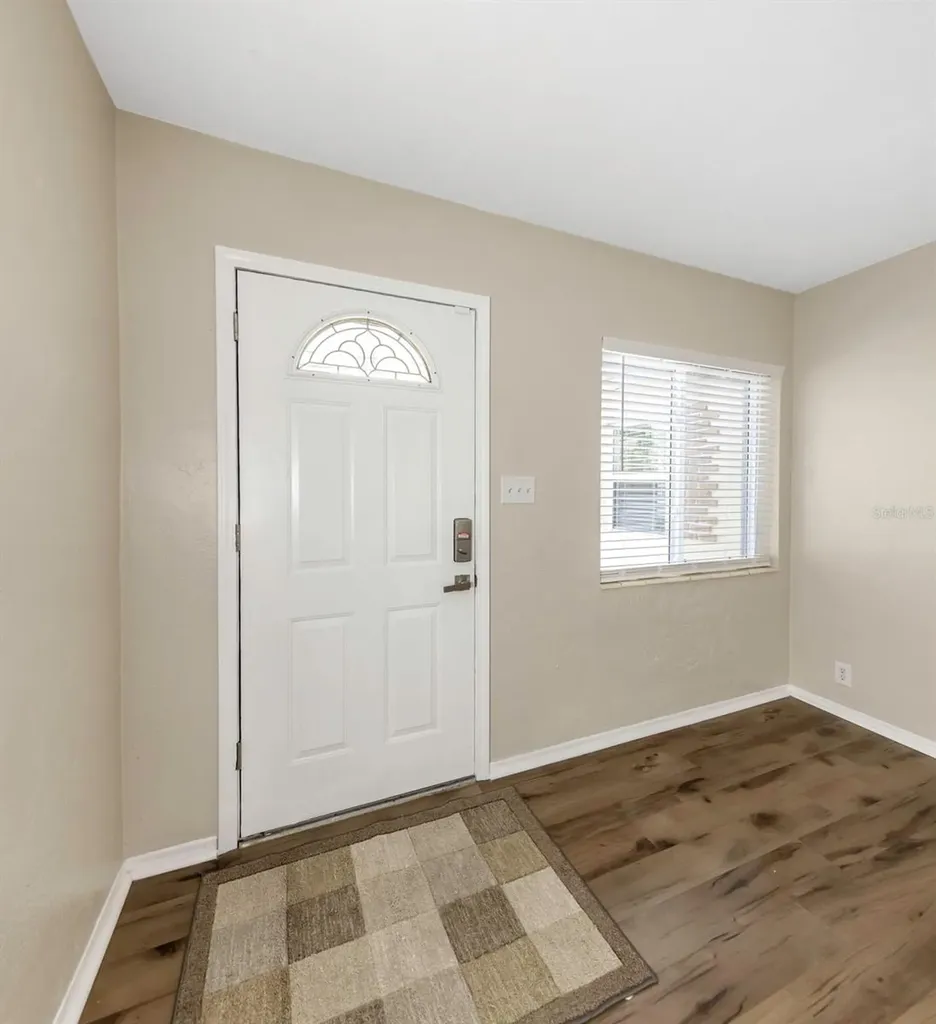 3200 33rd Avenue N St Petersburg FL 33713
