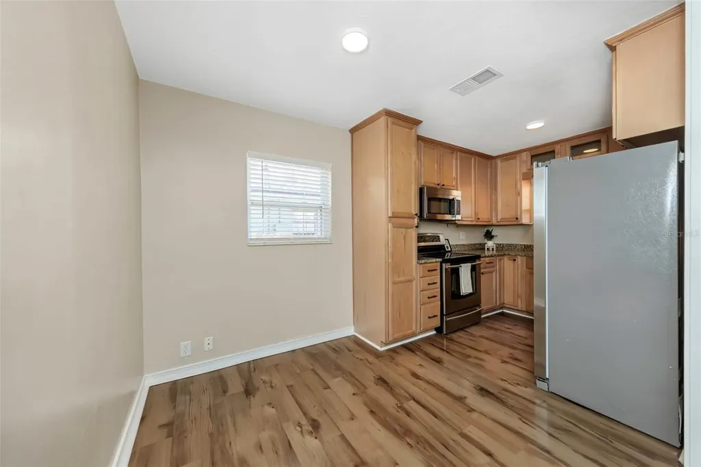 3200 33rd Avenue N St Petersburg FL 33713