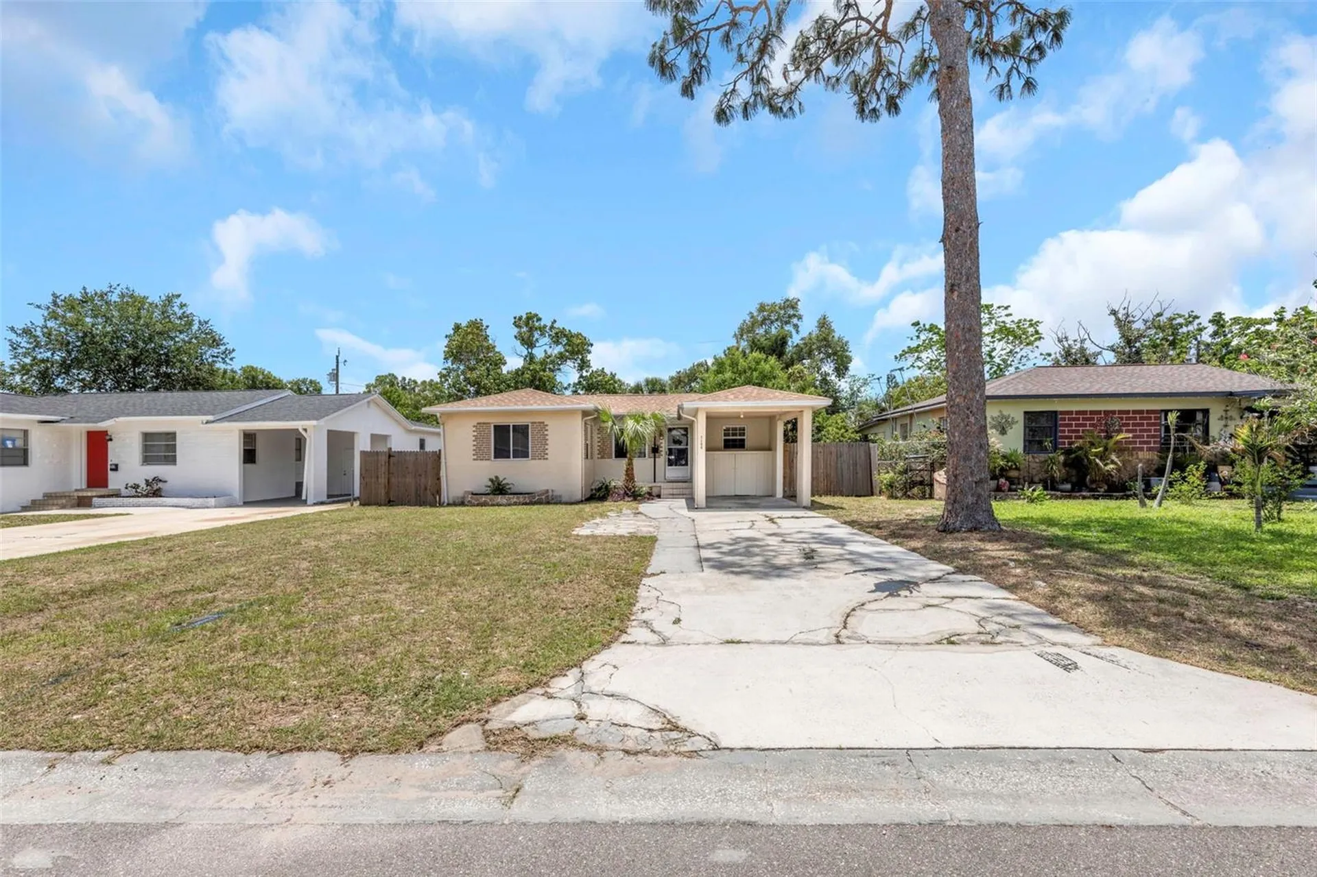 3200 33rd Avenue N St Petersburg FL 33713