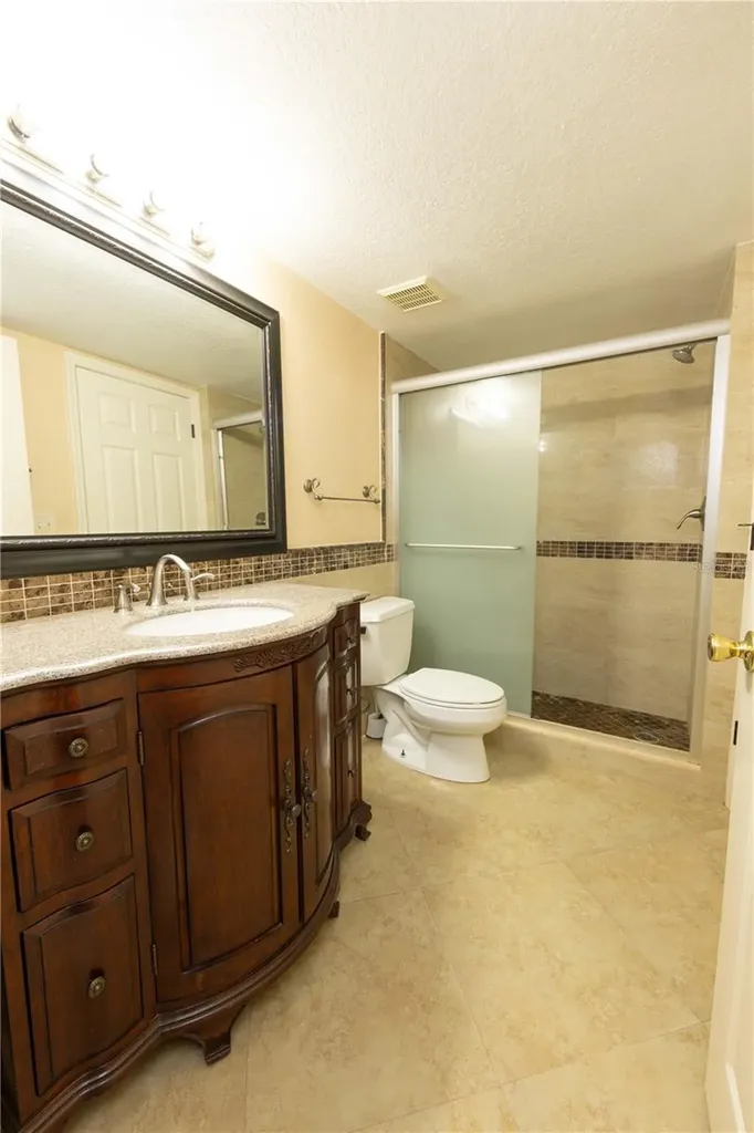 738 Crest Pines Drive Orlando FL 32828