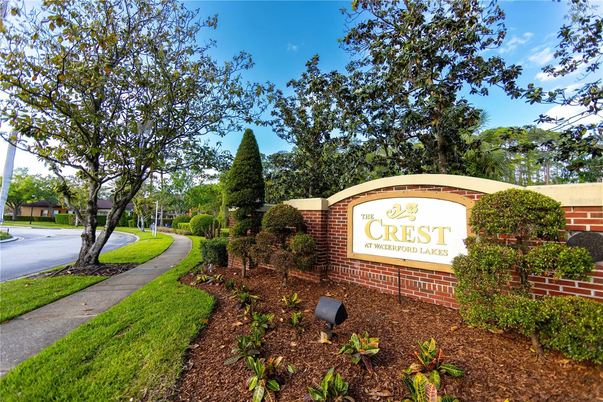 738 Crest Pines Drive Orlando FL 32828