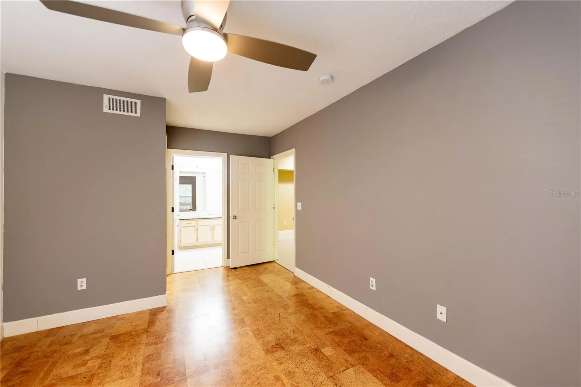 738 Crest Pines Drive Orlando FL 32828