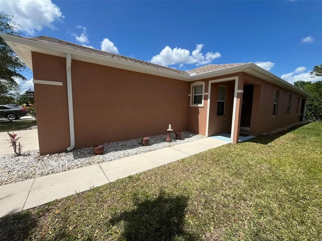 13282 SW Pembroke Circle N Lake Suzy FL 34269