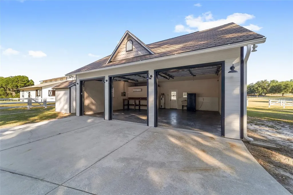 22620 Highway 441 N Micanopy FL 32667