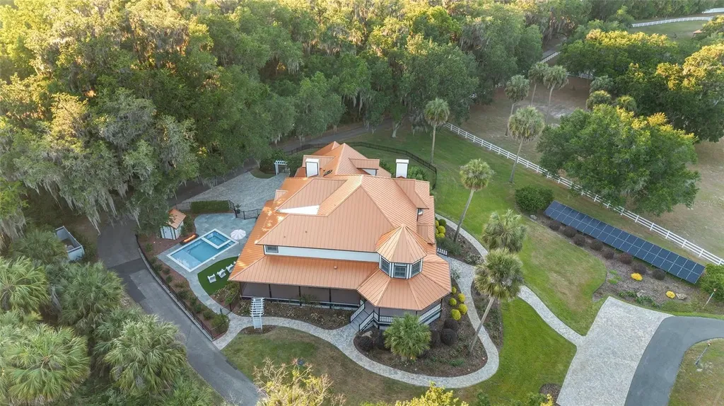 22620 Highway 441 N Micanopy FL 32667