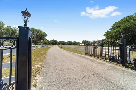 22620 Highway 441 N Micanopy FL 32667