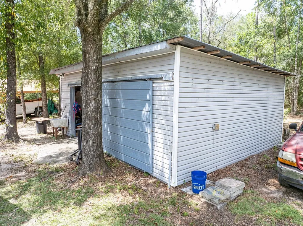 11160 NW 5th Avenue Branford FL 32008