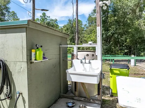 11160 NW 5th Avenue Branford FL 32008
