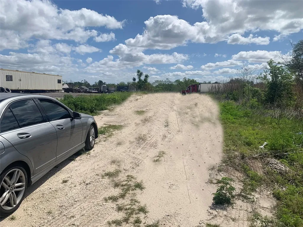 0 Rhino Road Lakeland FL 33801