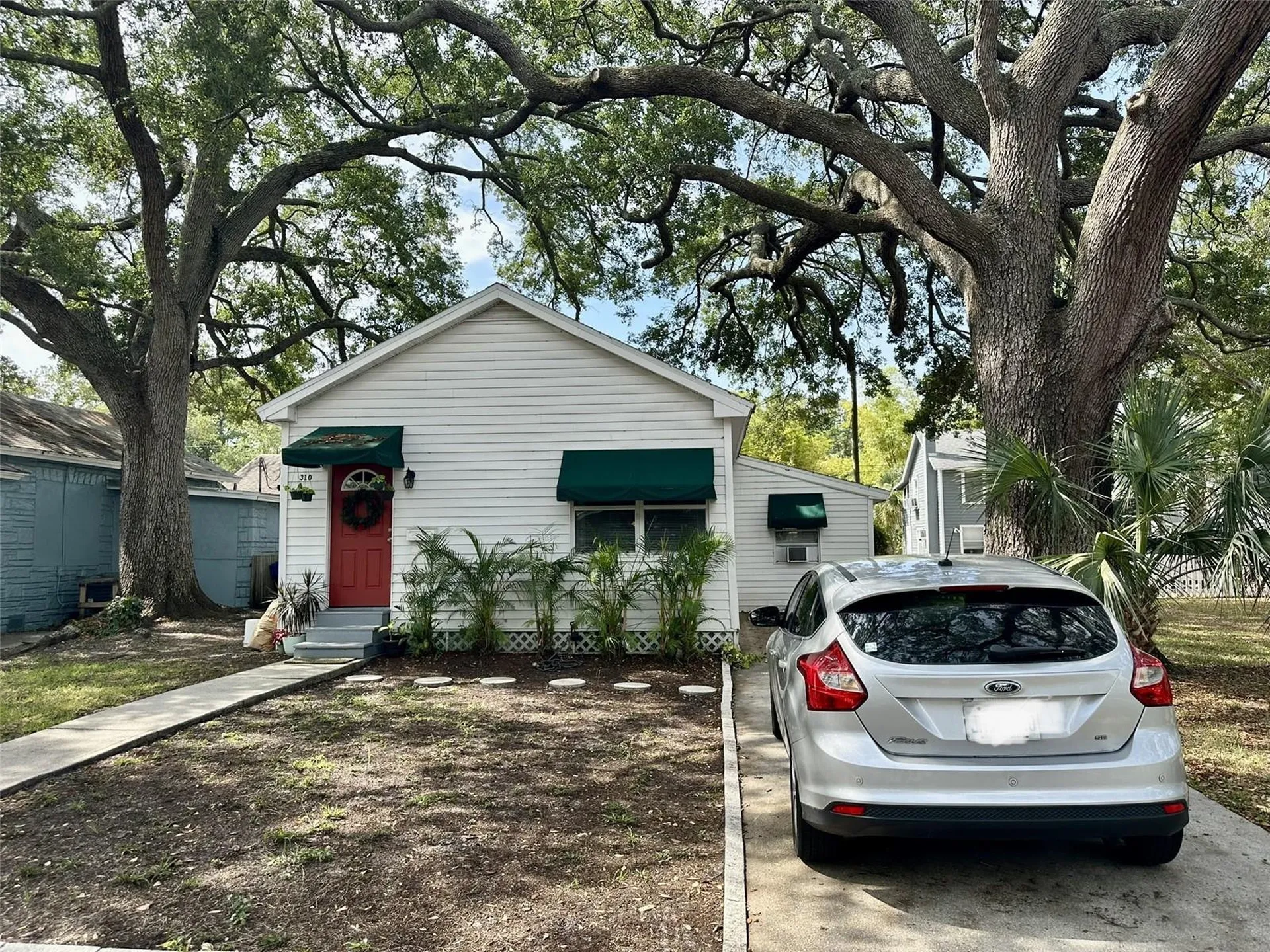 310 21st Avenue S St Petersburg FL 33705