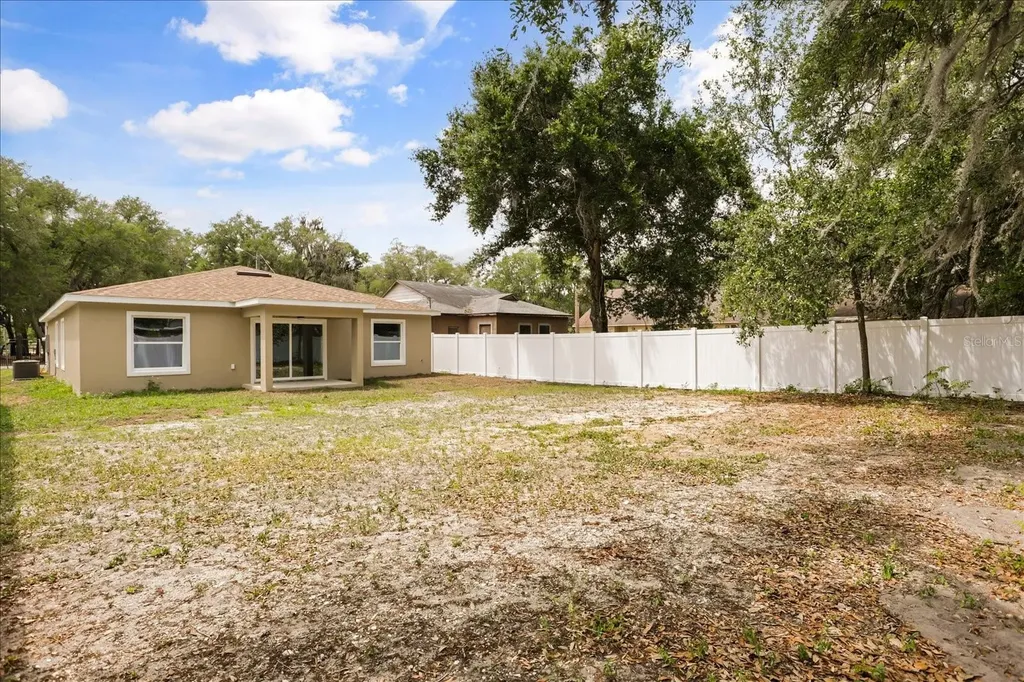 710 Beecher Street Leesburg FL 34748